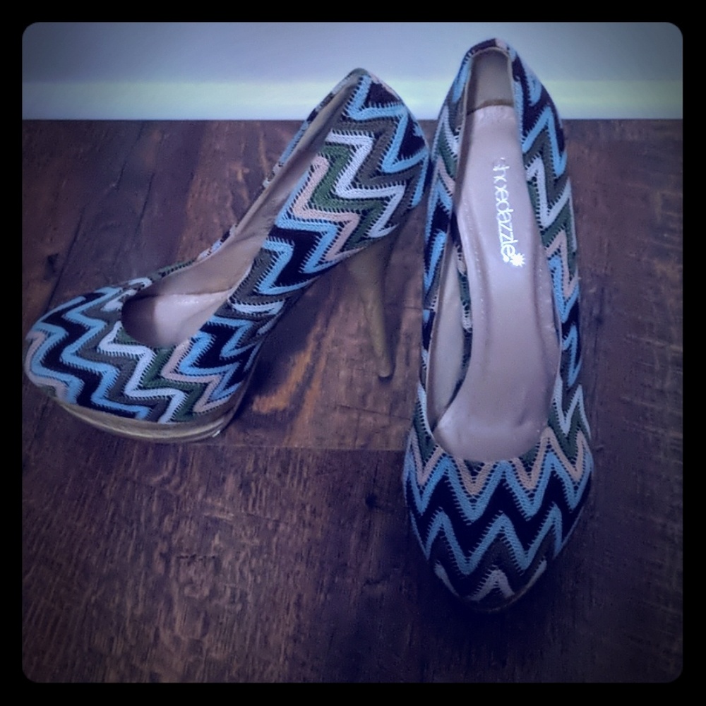 Awesome Heels never worn